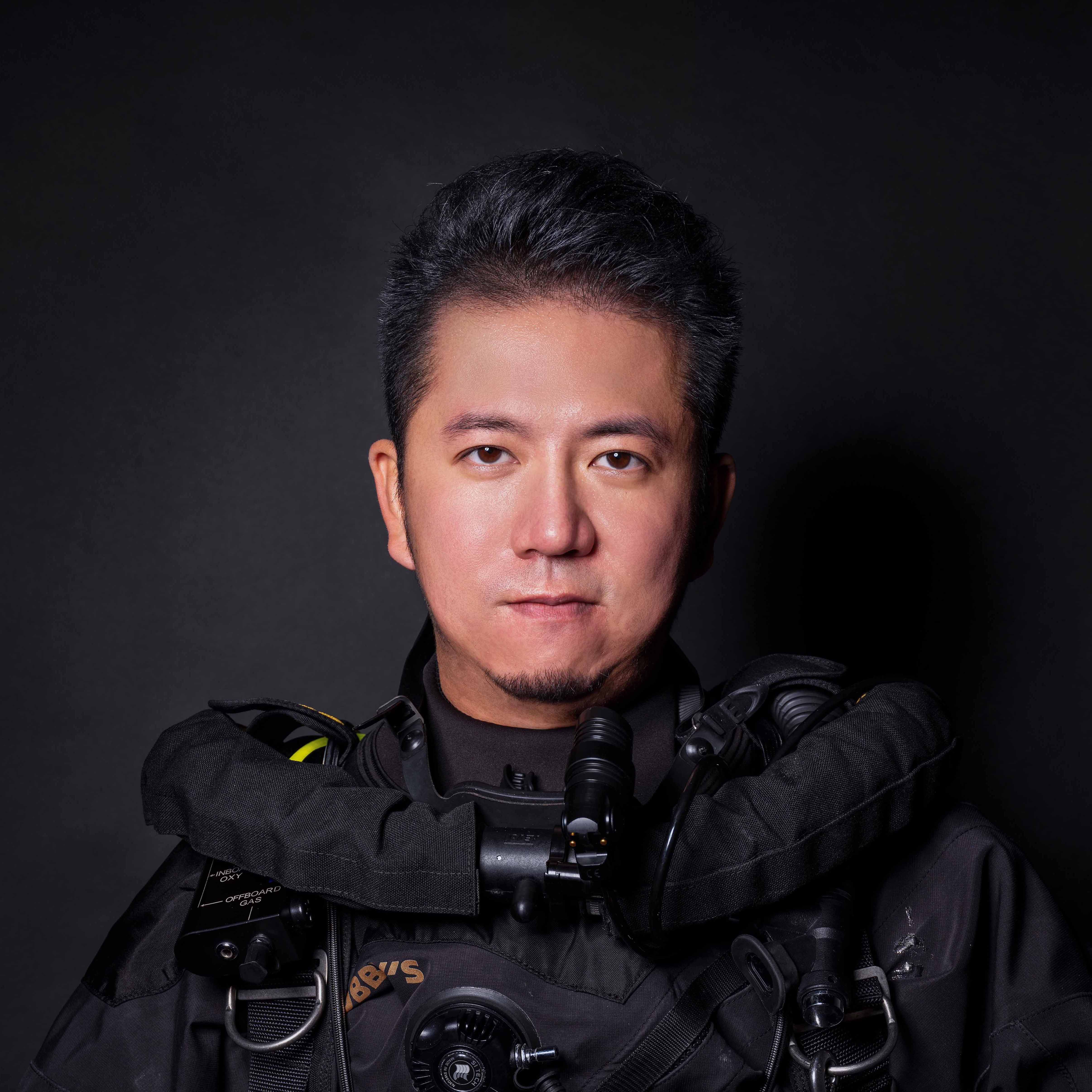 K.Zhang